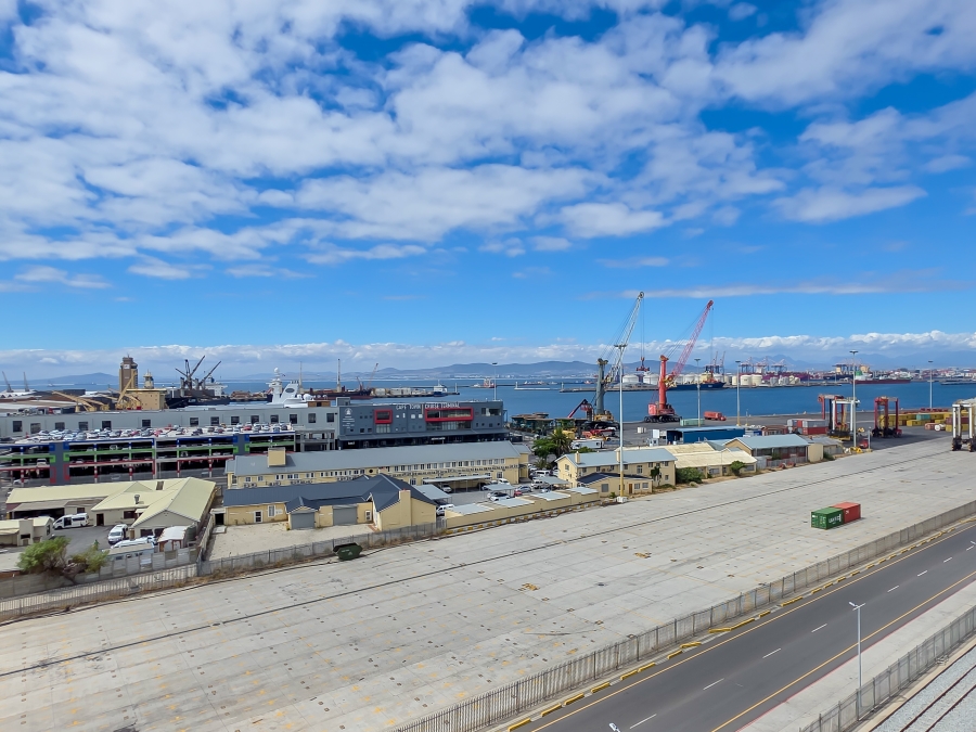 2 Bedroom Property for Sale in Foreshore Western Cape